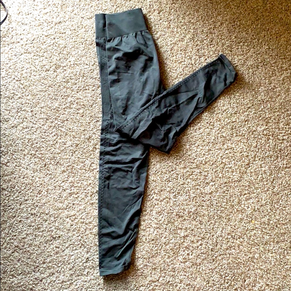 Dark green leggings